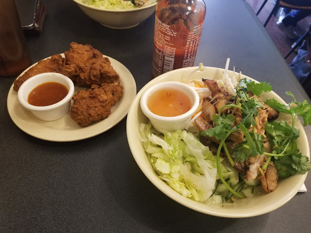 Simply Banh Mi by null