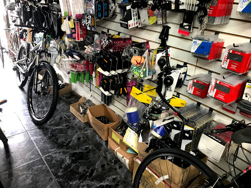 Used Bicycle Shop «Willie’s Bicycle», reviews and photos, 3210 NE 2nd Ave, Miami, FL 33137, USA