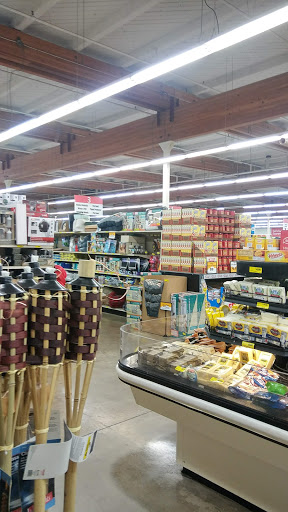 Grocery Store «Grocery Outlet Bargain Market», reviews and photos, 299 D St NE, Salem, OR 97301, USA