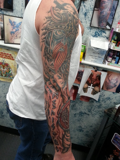 Tattoo Shop «Valhallas Gate Tattoo», reviews and photos, 201 Caldwell Blvd, Nampa, ID 83651, USA