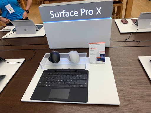 Computer Store «Microsoft Store - Stanford Shopping Center», reviews and photos, 186 Stanford Shopping Center, Palo Alto, CA 94304, USA