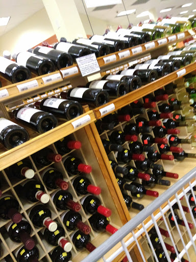 Liquor Store «Burlington Wine and Spirits», reviews and photos, 43 Middlesex Turnpike, Burlington, MA 01803, USA