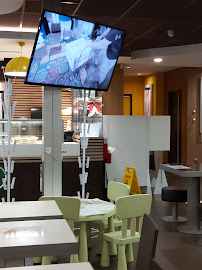 Atmosphère du Restauration rapide McDonald's à Varennes-Vauzelles - n°6