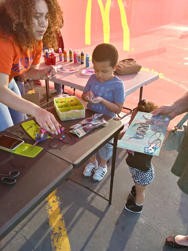 Shopping Mall «Woodforest Shopping Center», reviews and photos, 443 Uvalde Rd, Houston, TX 77015, USA