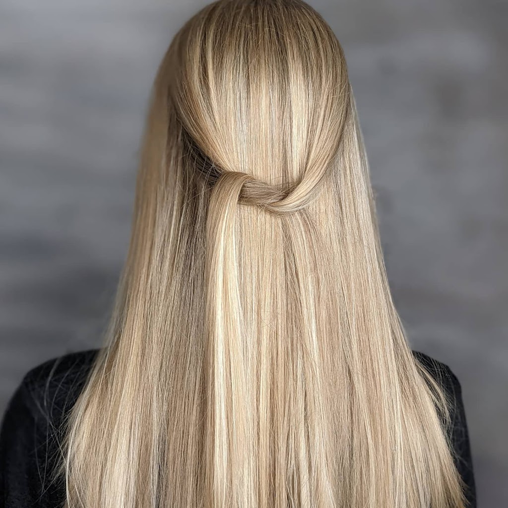 Hair by Brenda 33919