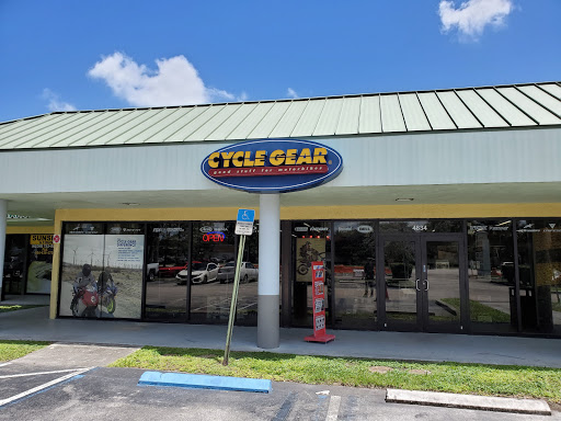Motorcycle Parts Store «Cycle Gear», reviews and photos, 4834 N University Dr, Lauderhill, FL 33351, USA