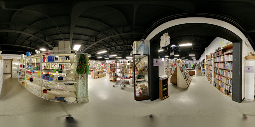 Thrift Store «The Resale Center», reviews and photos, 1505 34th St, Lubbock, TX 79411, USA