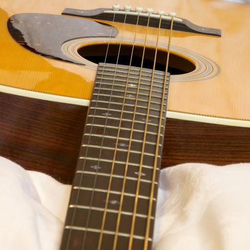 GUITAR LESSONS TUITION BOROUGHBRIDGE KNARESBOROUGH HARROGATE YORK (ONLINE AVAILABLE ALSO)