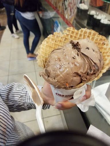 Ice Cream Shop «Cold Stone Creamery», reviews and photos, 28 Backus Ave, Danbury, CT 06810, USA