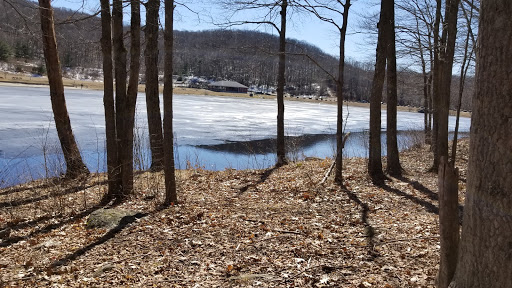 Park «Bethany Veterans Memorial Park», reviews and photos, 265 Beacon Rd, Bethany, CT 06524, USA