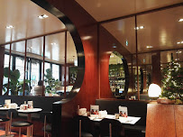 Atmosphère du Restaurant de hamburgers PNY FAUBOURG SAINT-ANTOINE à Paris - n°4