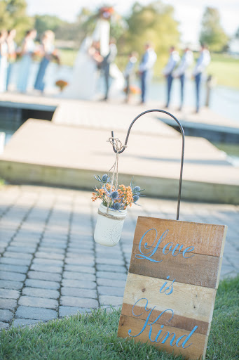 Florist «Flowers By Louis Hody», reviews and photos, 99 Seaboard Ln, Brentwood, TN 37027, USA