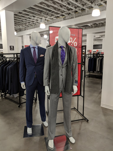 Department Store «Saks OFF 5TH», reviews and photos, 1675 Rockville Pike, Rockville, MD 20852, USA