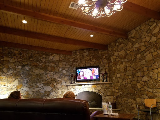 Used Car Dealer «Toyota World of Newton», reviews and photos, 66 Hampton House Rd, Newton, NJ 07860, USA