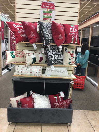 Clothing Store «Burlington Coat Factory», reviews and photos, 5445 Atlanta Hwy, Montgomery, AL 36109, USA