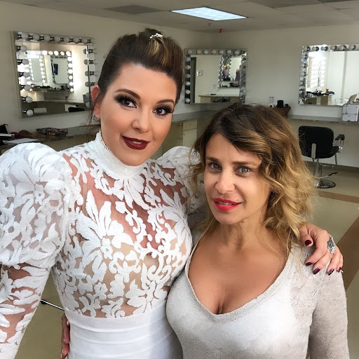 Hair Salon «Salon 305 Hair Salon and Spa», reviews and photos, 9678 NW 25th St, Doral, FL 33172, USA