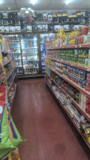 Convenience Store «Deli View», reviews and photos, 25 NW 9th St, Miami, FL 33136, USA