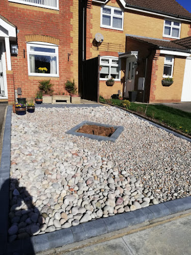 Comments and reviews of Hayling Landscapes Ltd