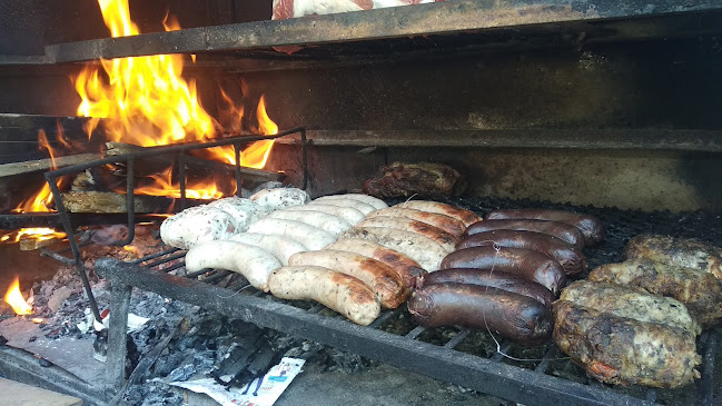 Opiniones de Chorizos,Bondiola, Morcilla Y Hamburguesas A La Parrilla en Montevideo - Restaurante
