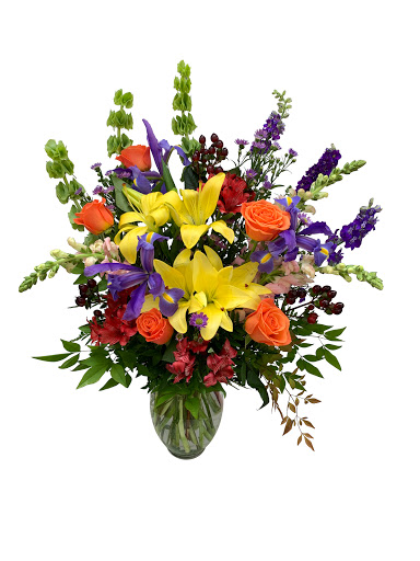 Florist «Dietz Flower Shop & Tuxedo Rental», reviews and photos, 969 E Kingsbury St, Seguin, TX 78155, USA