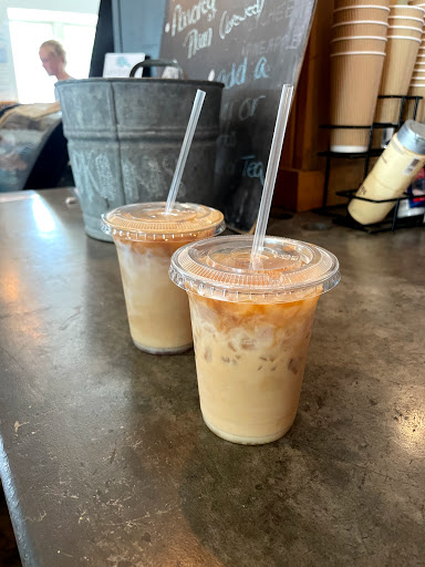 Coffee Shop «Vacavi Cafe», reviews and photos, 100 Water St, Conneaut Lake, PA 16316, USA