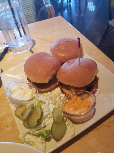 Restaurant «The Cheesecake Factory», reviews and photos, 16134 N 83rd Ave, Peoria, AZ 85382, USA