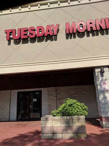 Tuesday Morning, 2661 S Woodland Blvd, DeLand, FL 32720, USA, 