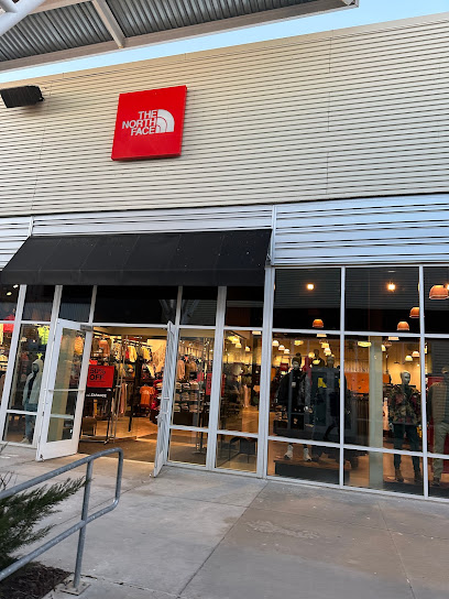 The North Face Nebraska Crossing Outlet