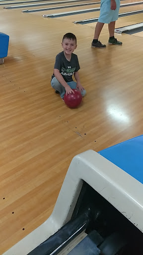 Bowling Alley «Anniston Bowling Center», reviews and photos, 321 W Blue Mountain Rd, Anniston, AL 36206, USA