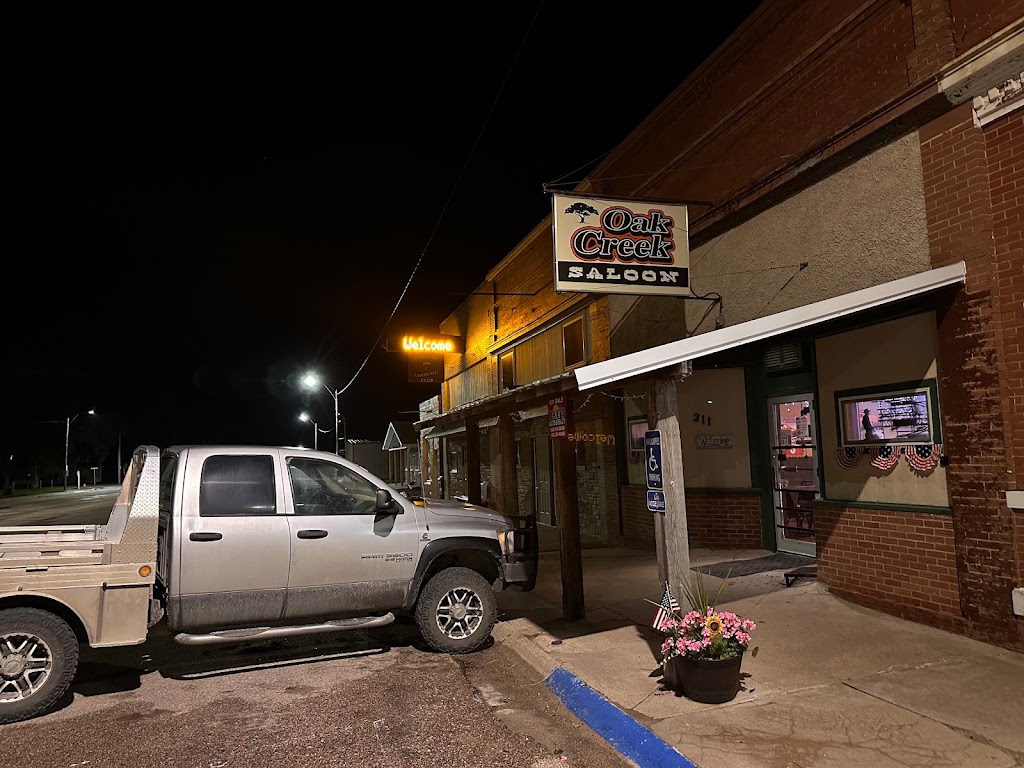 Oak Creek Saloon 68817