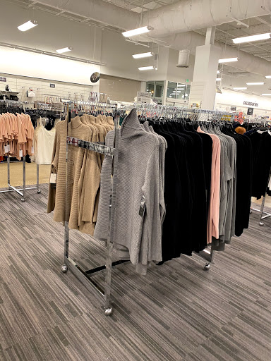 Department Store «Nordstrom Rack Pembroke Mall», reviews and photos, 4588 Virginia Beach Blvd #100, Virginia Beach, VA 23462, USA