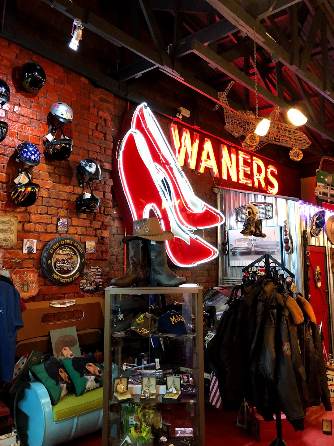 Waners American Trading Store