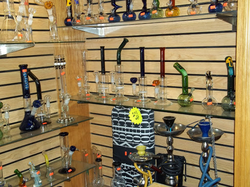 Tobacco Shop «Tobacco One Smoke Shop», reviews and photos, 1220 E Yorba Linda Blvd, Placentia, CA 92870, USA
