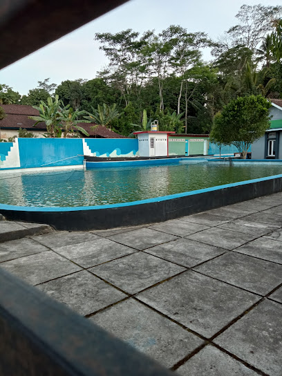 Setetes Swimming Pool (Kolam Renang Setetes Tepusan)