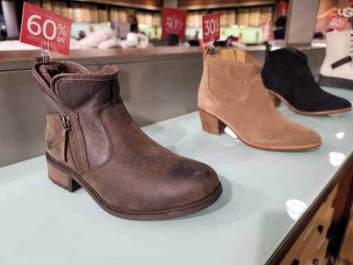 UGG Deer Park Outlet image 3