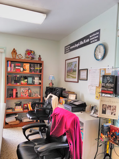 Used Book Store «Library Book Corner», reviews and photos, 1208 Kenlake Ave, Spring Hill, FL 34606, USA