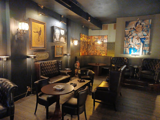 Cigar Shop «Executive Cigar Shop & Lounge», reviews and photos, 837 E New Haven Ave, Melbourne, FL 32901, USA