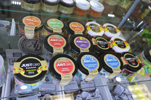 Tobacco Shop «Amsterdam Smoke Shop», reviews and photos, 29 Easton Ave, New Brunswick, NJ 08901, USA