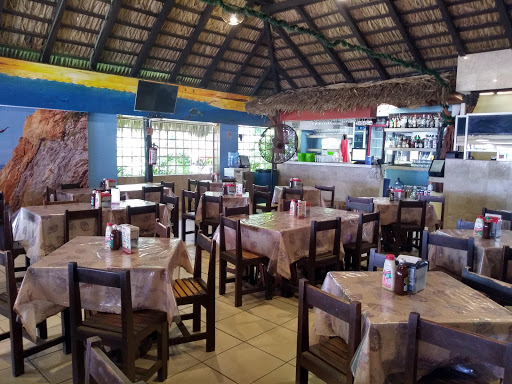Restaurante de Mariscos en Acapulco - Restaurante Buzo's Cristóbal Colón
