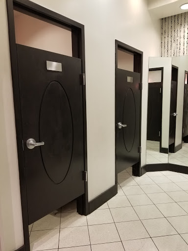 Clothing Store «Torrid», reviews and photos, 2270 E Williams Field Rd Suite # 684, Gilbert, AZ 85296, USA