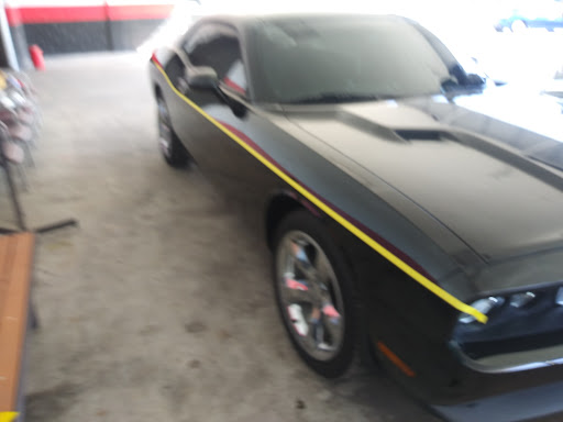 Auto Body Shop «Jerry Ulm Body Shop», reviews and photos, 4855 W Hillsborough Ave, Tampa, FL 33614, USA