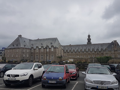 Parking L'Aiguillon - zone bleue 2h à Lannion