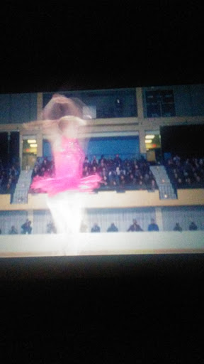 Movie Theater «Regal Cinemas Ukiah 6», reviews and photos, 612 S State St, Ukiah, CA 95482, USA