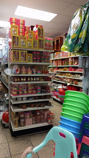 Asian Grocery Store «Lien Hoa Oriental Market», reviews and photos, 3692 W Waters Ave, Tampa, FL 33614, USA