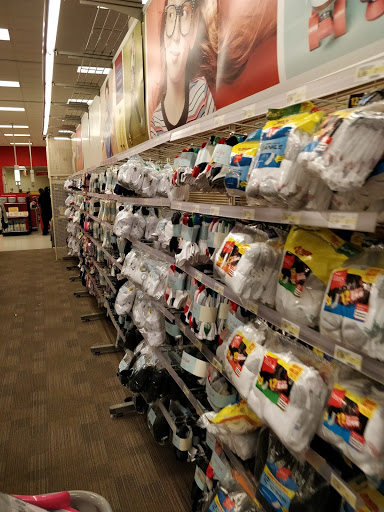 Department Store «Target», reviews and photos, 14075 Biscayne Blvd, North Miami Beach, FL 33181, USA