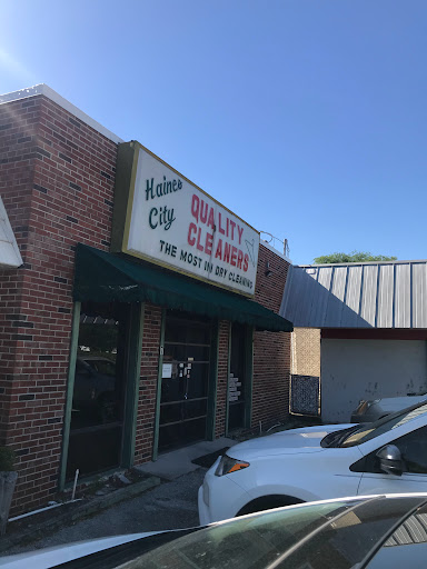 Dry Cleaner «Haines City Quality Cleaners», reviews and photos, 7 C St, Haines City, FL 33844, USA