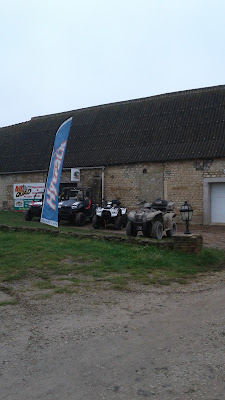 QUAD EVASION 62 à Rety
