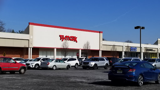T.J. Maxx, 561 US-1, Edison, NJ 08817, USA, 