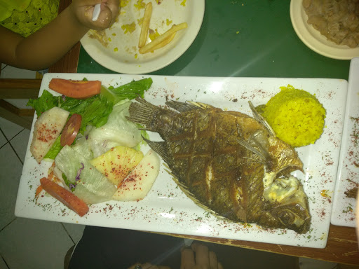 Pescados Y Mariscos EL HUACHI