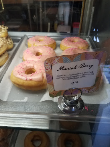 Donut Shop «The Dancing Donut», reviews and photos, 1134 E 54th St G, Indianapolis, IN 46220, USA